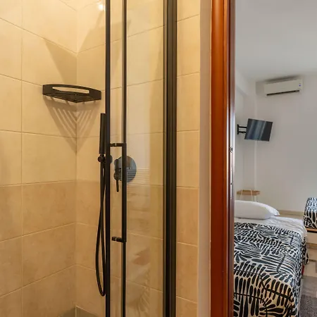 Cloud Swing By Wonderful Italy * 巴里